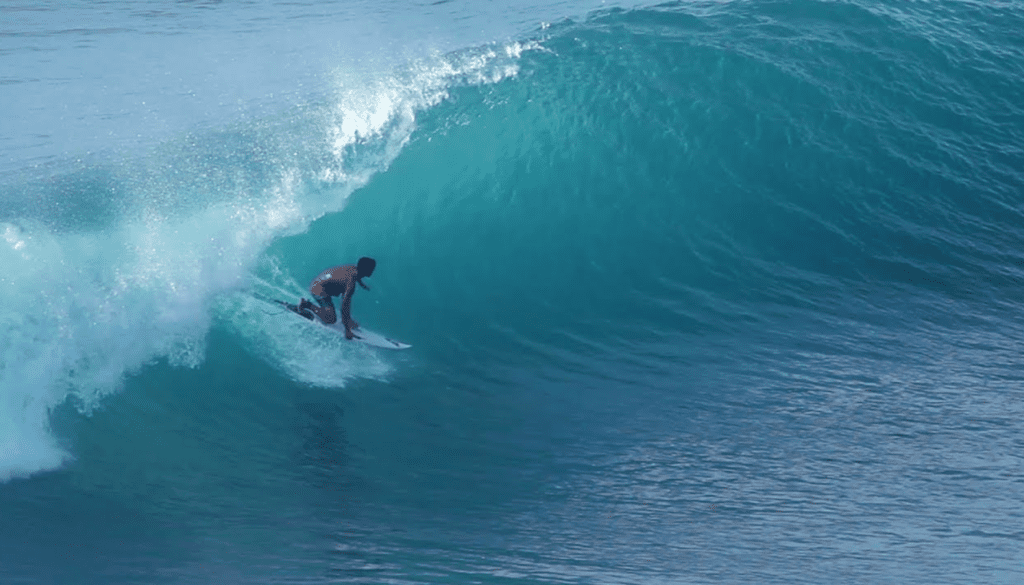 uluwatu-bali-ombak terbaik